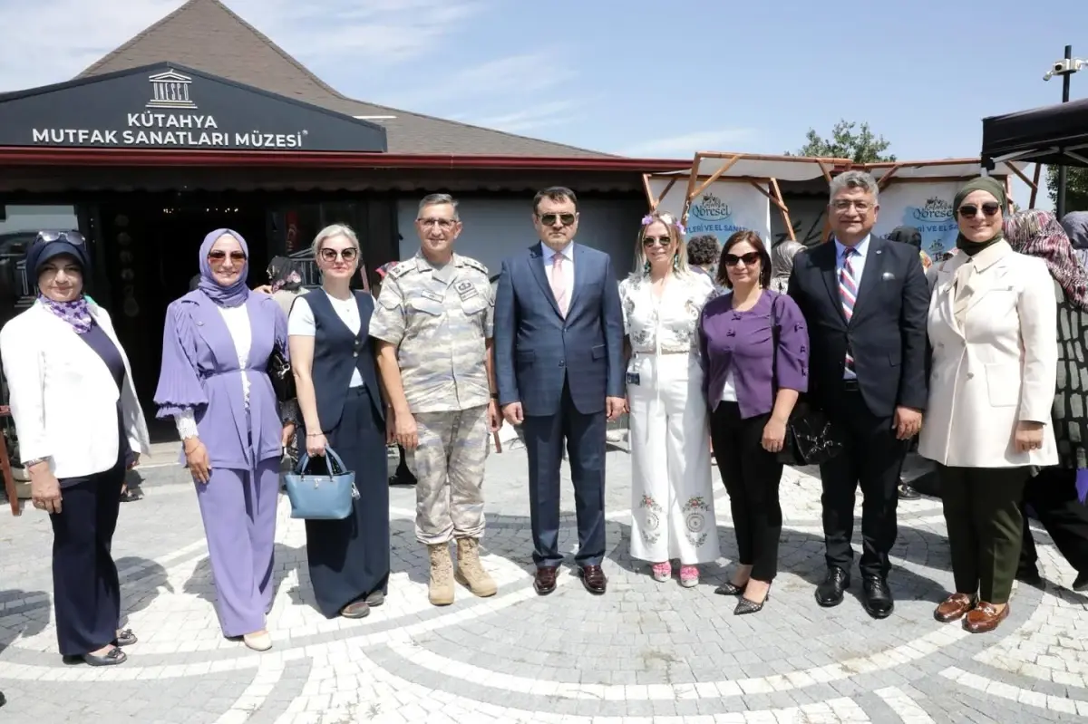 kadin girisimciler kutahya festivalinde bulustu mbh73PI5