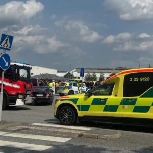 son dakika isvecte cami yakininda silahli saldiri frm4ZTjI