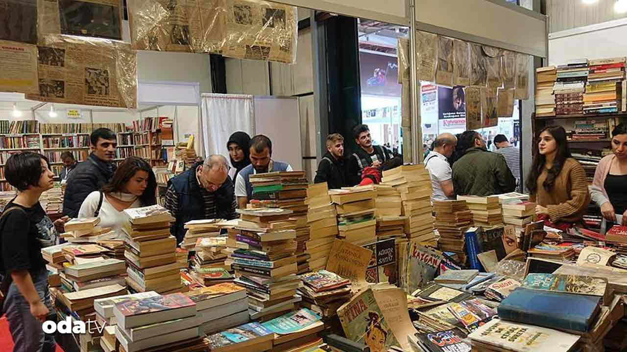 sahaflar ve koleksiyonerler alarmda yeni yonetmelik krizi ZdgqOWZ8