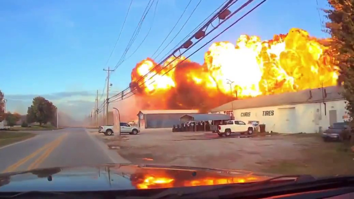 abdde 12 kisinin oldugu ucak kazasinin yeni goruntusu cikti LxyPLRkU.jpg