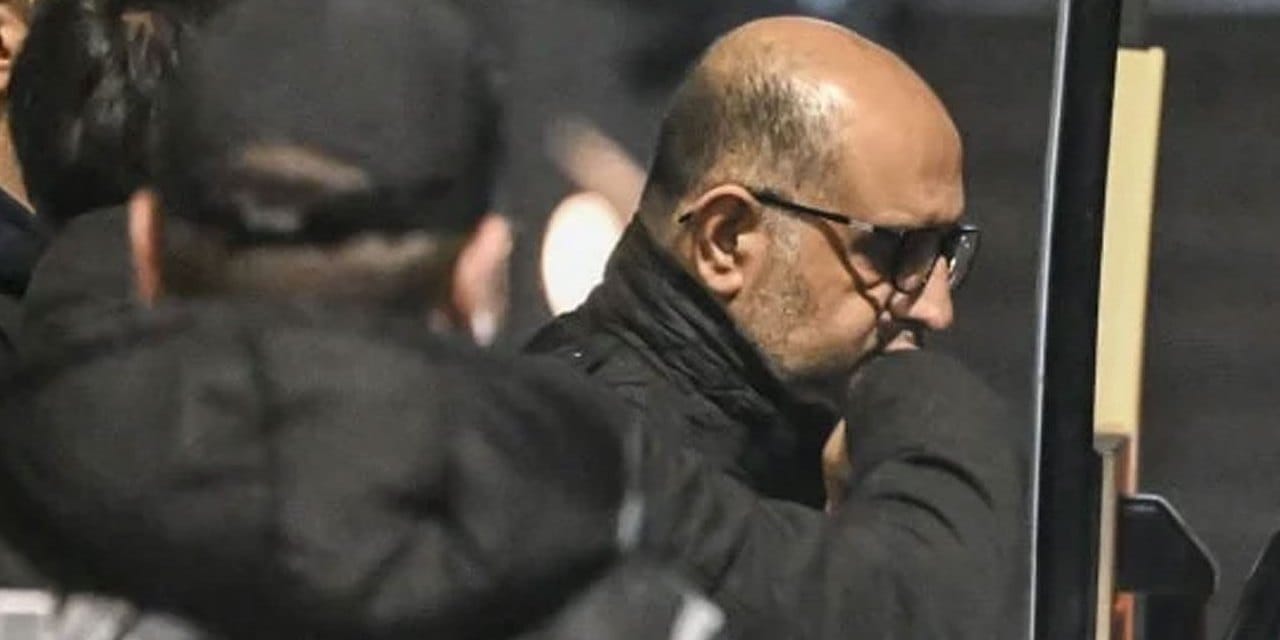 aziz ihsan aktasin ortagi adam silah cekti sesini cikarmadin iste iddianamede gecen akpli belediyeler 9YZQnlAb.jpg