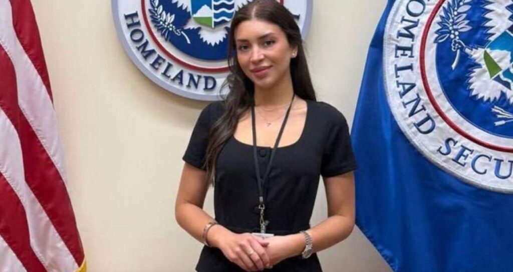 abd-istihbarati-uzmaninin-seker-babalari-ifsa-oldu-gorevden-alindi-mWuAX5Ri