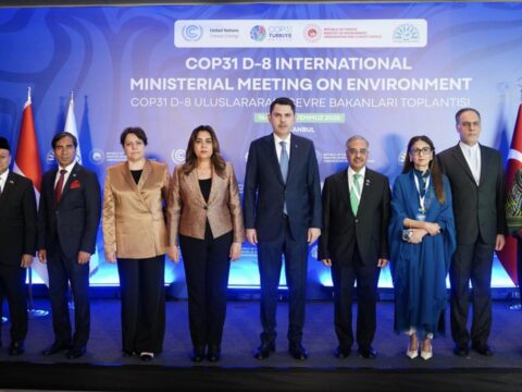 Istanbulda tarihi zirve tamamlandi d 8 ulkelerinden turkiyeye tam destek F3F2WDAB